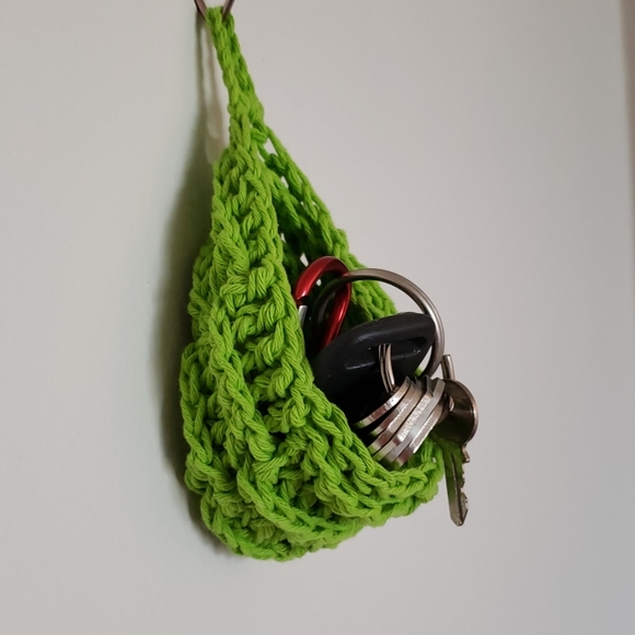 HANDMADE small hanging basket - Picture 3 of 3